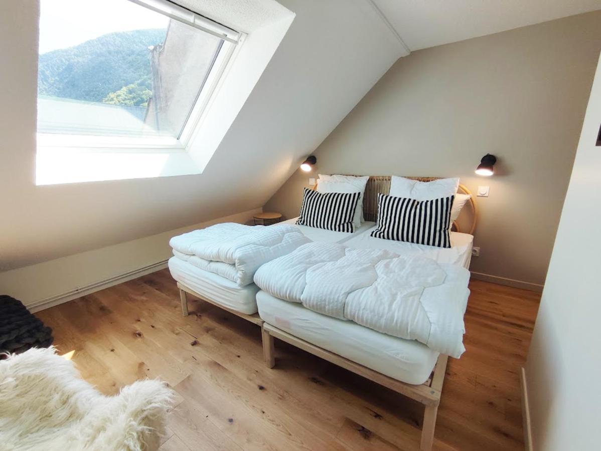 Au Cocon De Joy, T3 Duplex, Wifi, 4 Personnes Apartment Bagneres-de-Luchon Luaran gambar