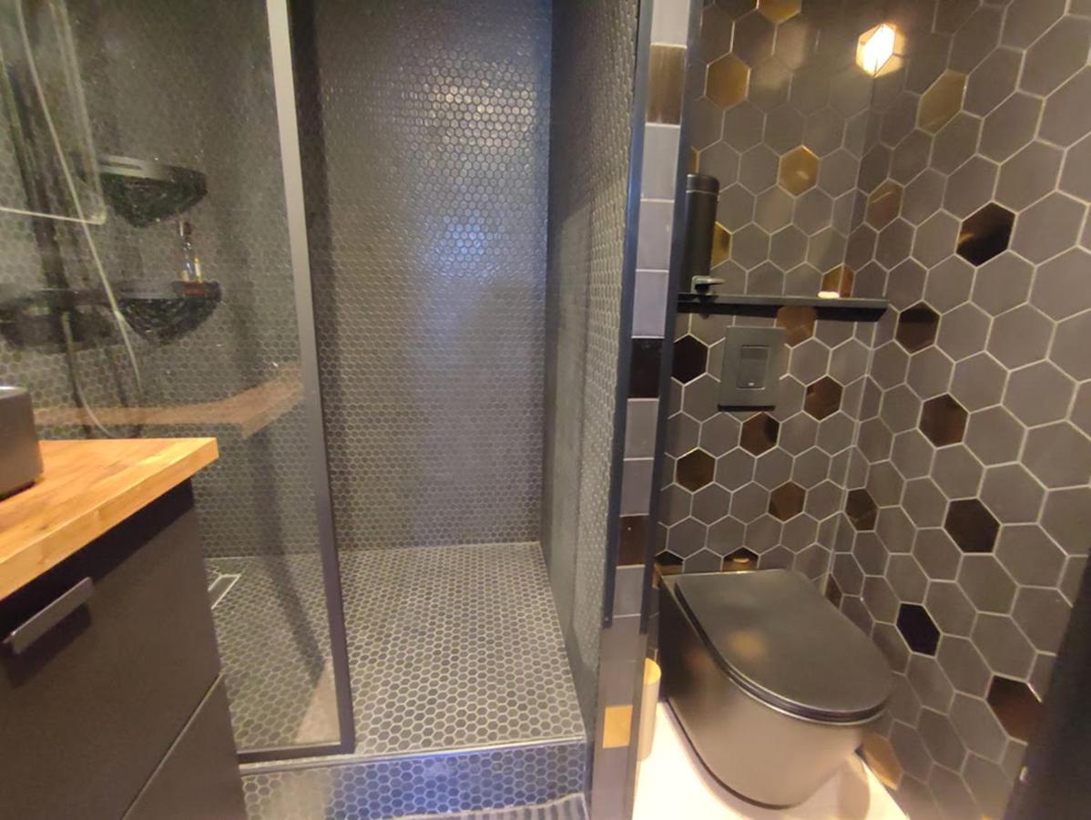 Au Cocon De Joy, T3 Duplex, Wifi, 4 Personnes Apartment Bagneres-de-Luchon Luaran gambar